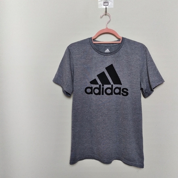 Adidas Grey Short Sleeve Tricorn Logo Athletic Tee Shirt Size XL - Picture 2 of 8